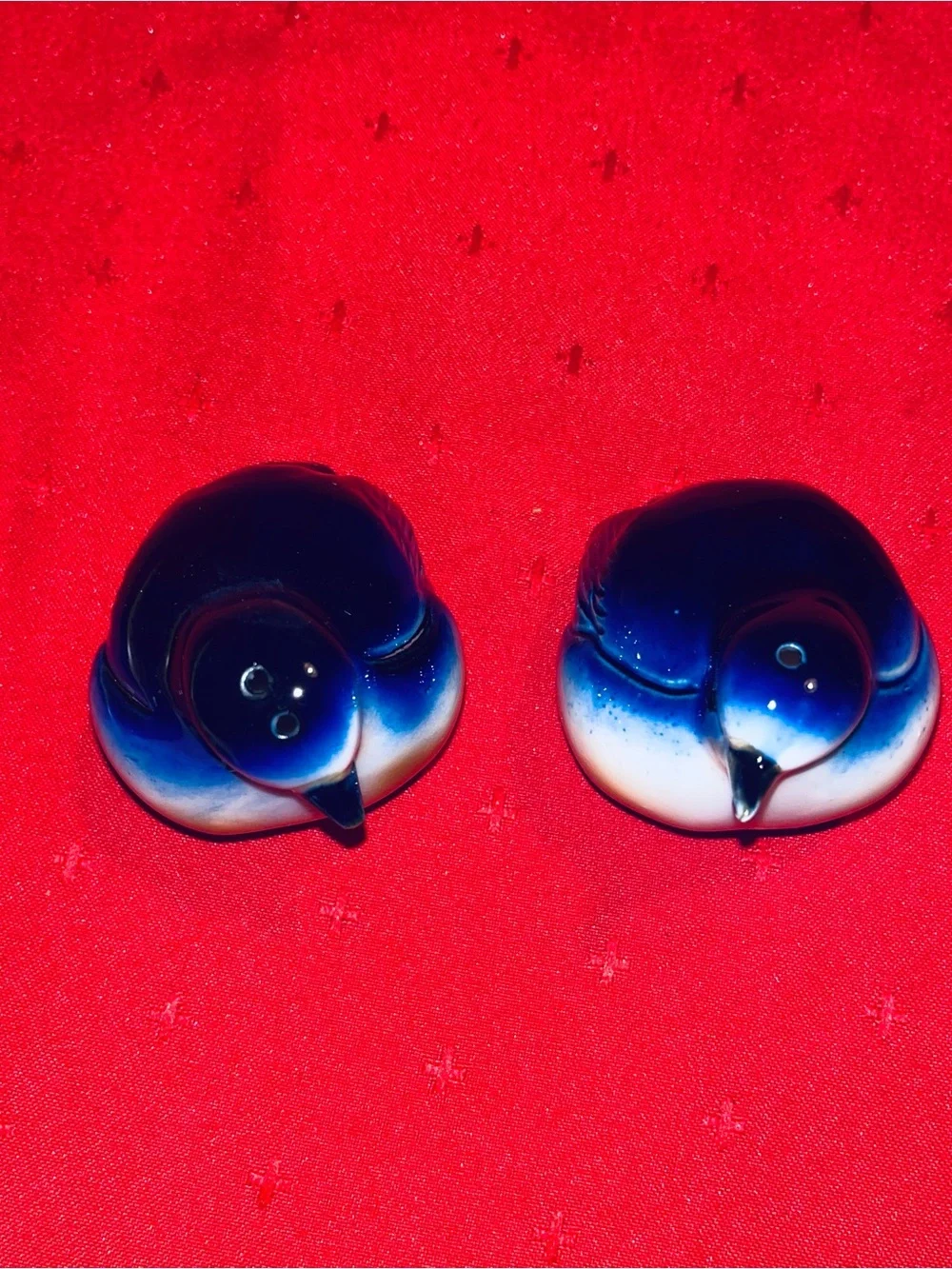 Vintage Henriksen Blue Ceramic Bird Salt and Pepper Set